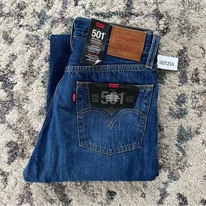 Dark wash Levi’s 501 Jeans